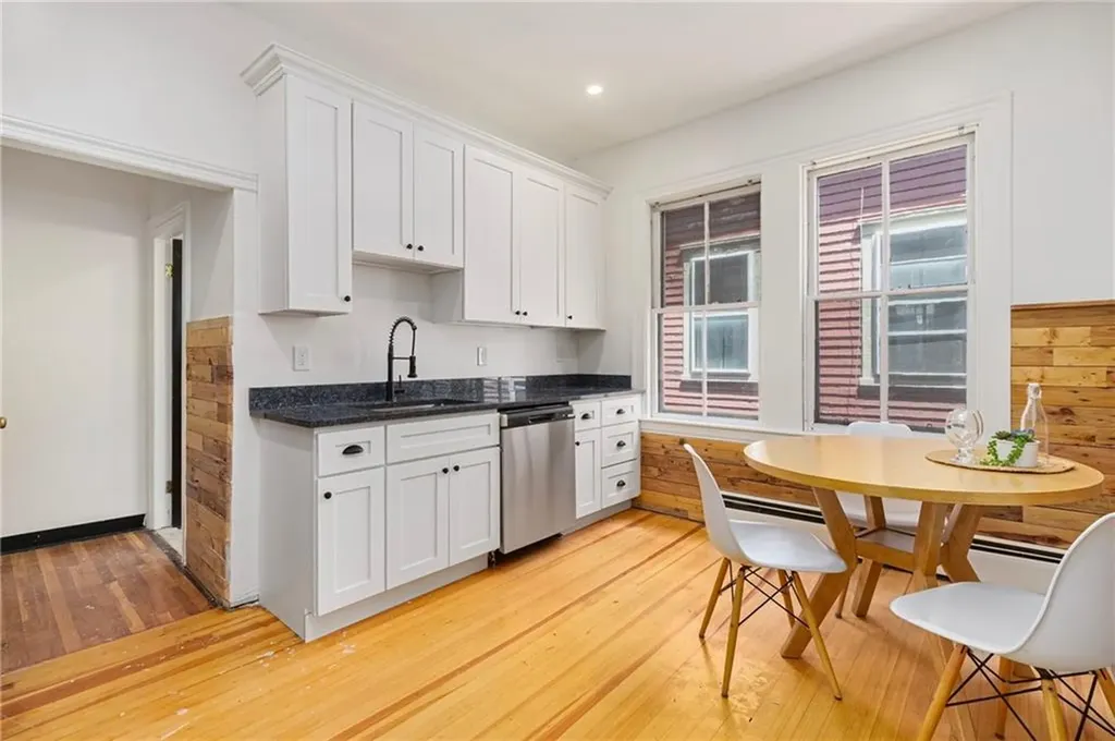 43 Chapin Avenue Providence RI 02909