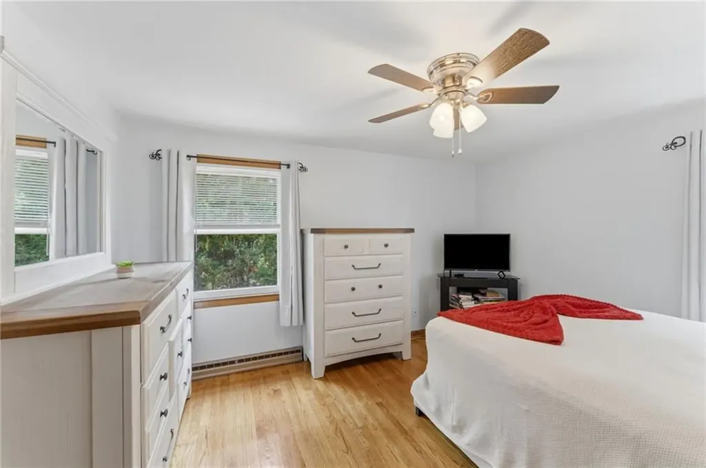 68 Brookside Avenue North Providence RI 02911
