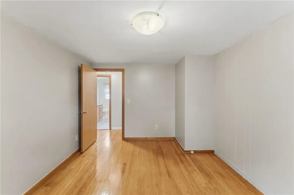 68 Brookside Avenue North Providence RI 02911