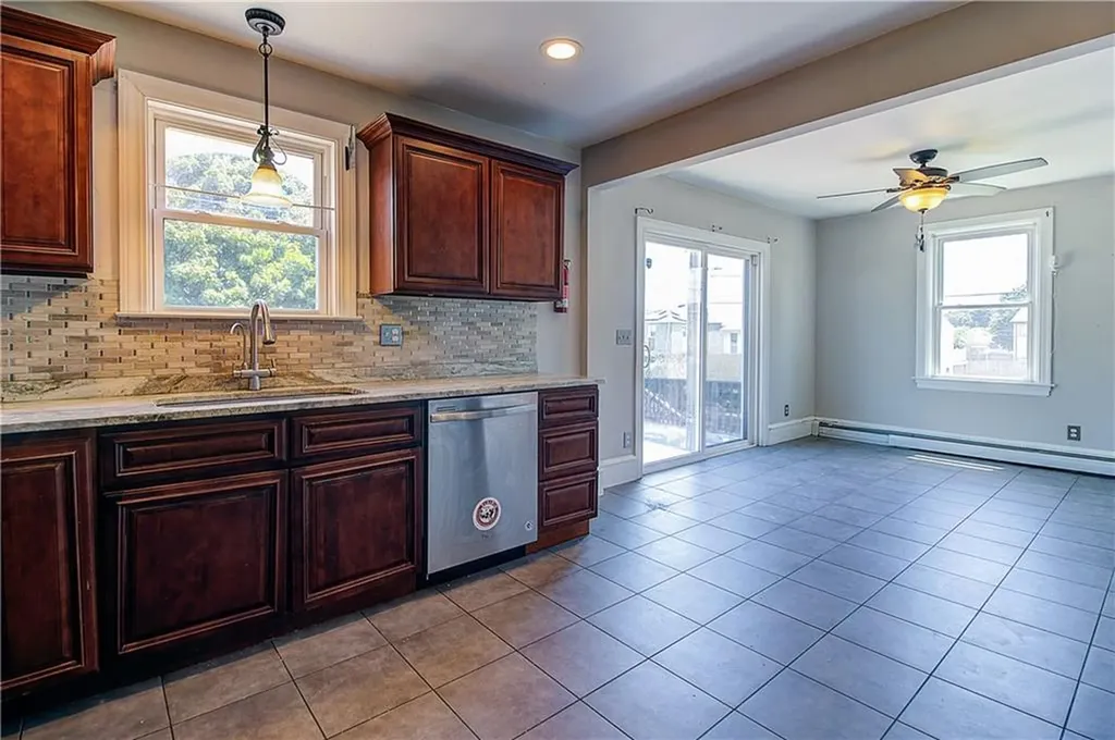 46 Irving Street North Providence RI 02904