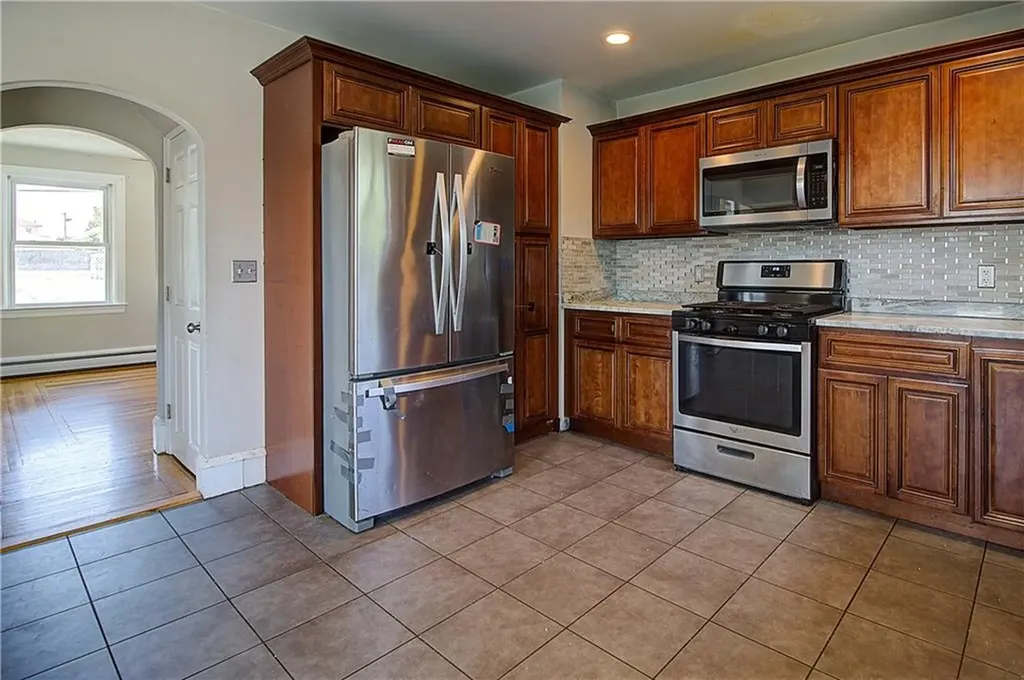 46 Irving Street North Providence RI 02904