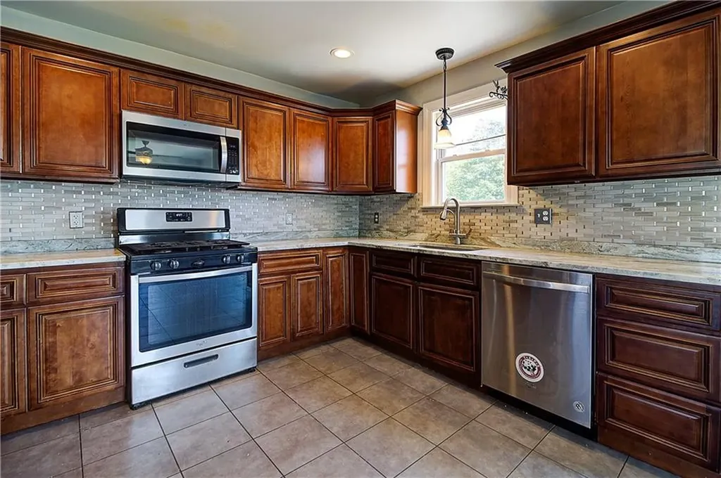 46 Irving Street North Providence RI 02904