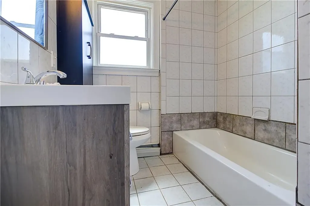 46 Irving Street North Providence RI 02904