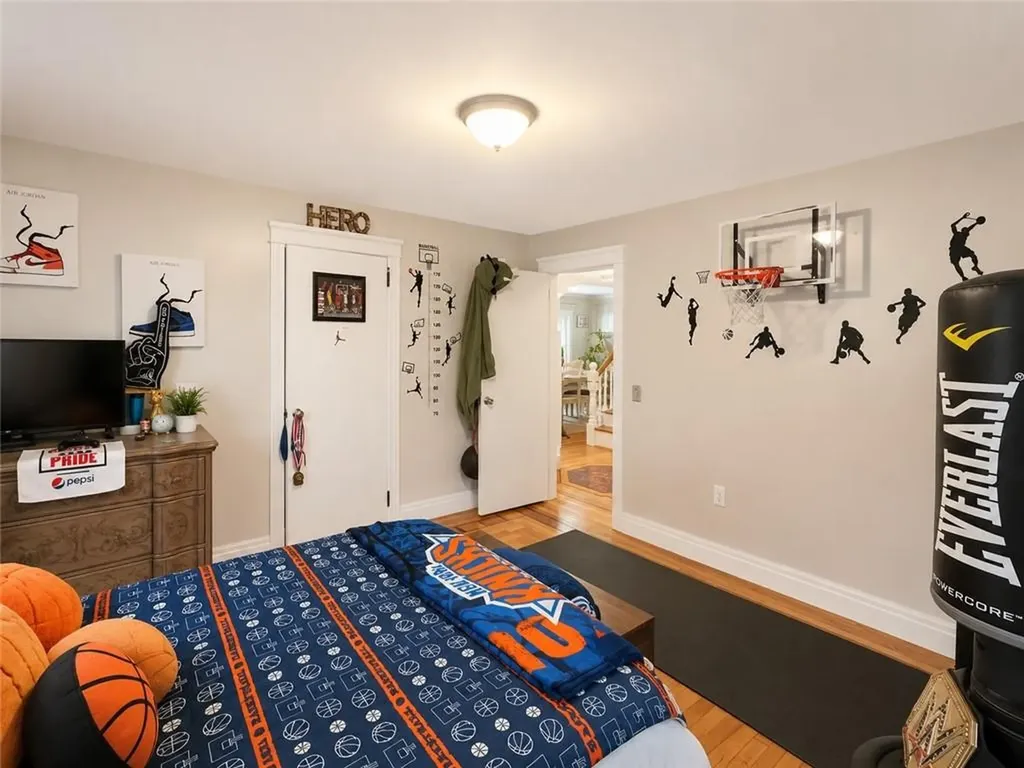 196 Fruit Hill Avenue North Providence RI 02911