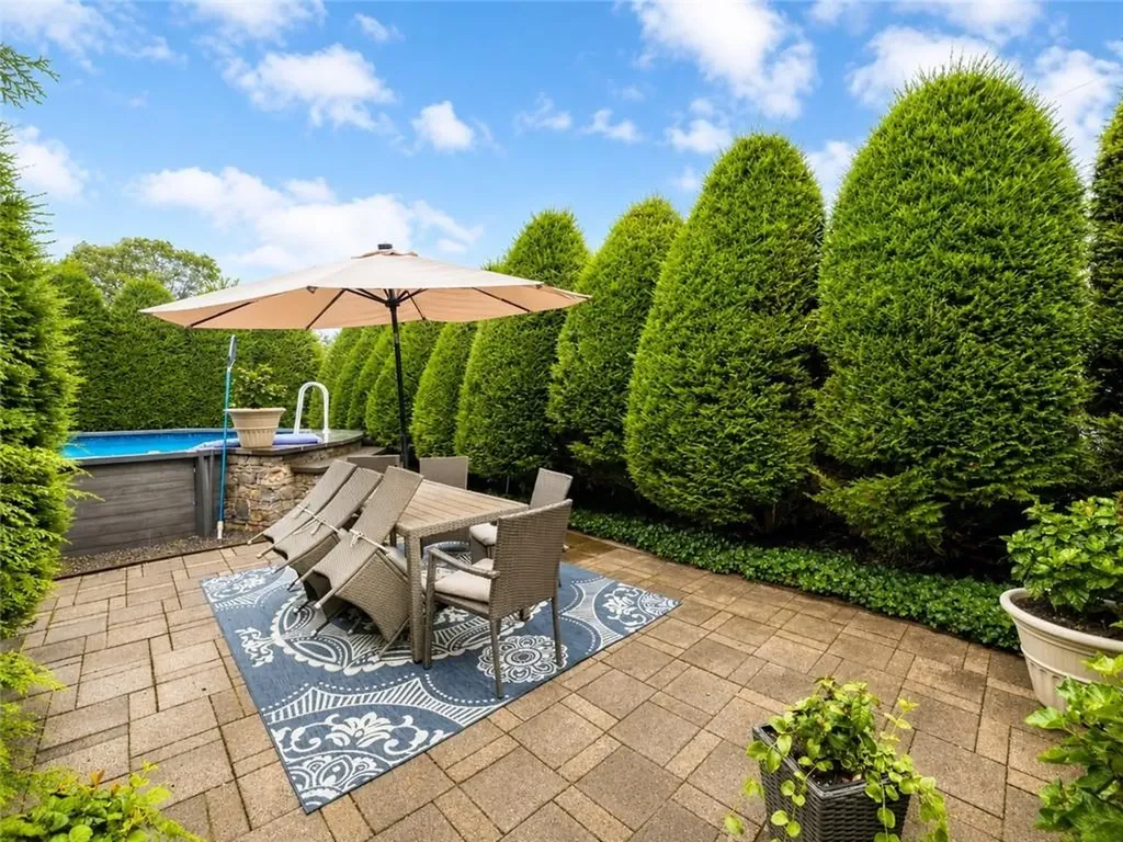 196 Fruit Hill Avenue North Providence RI 02911