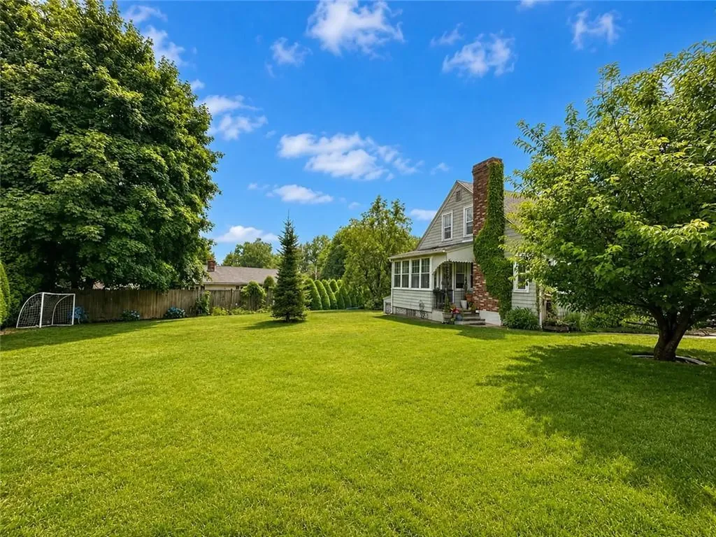 196 Fruit Hill Avenue North Providence RI 02911
