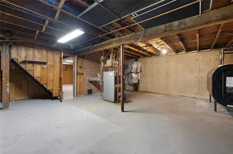 45 Gardiner Avenue North Kingstown RI 02852