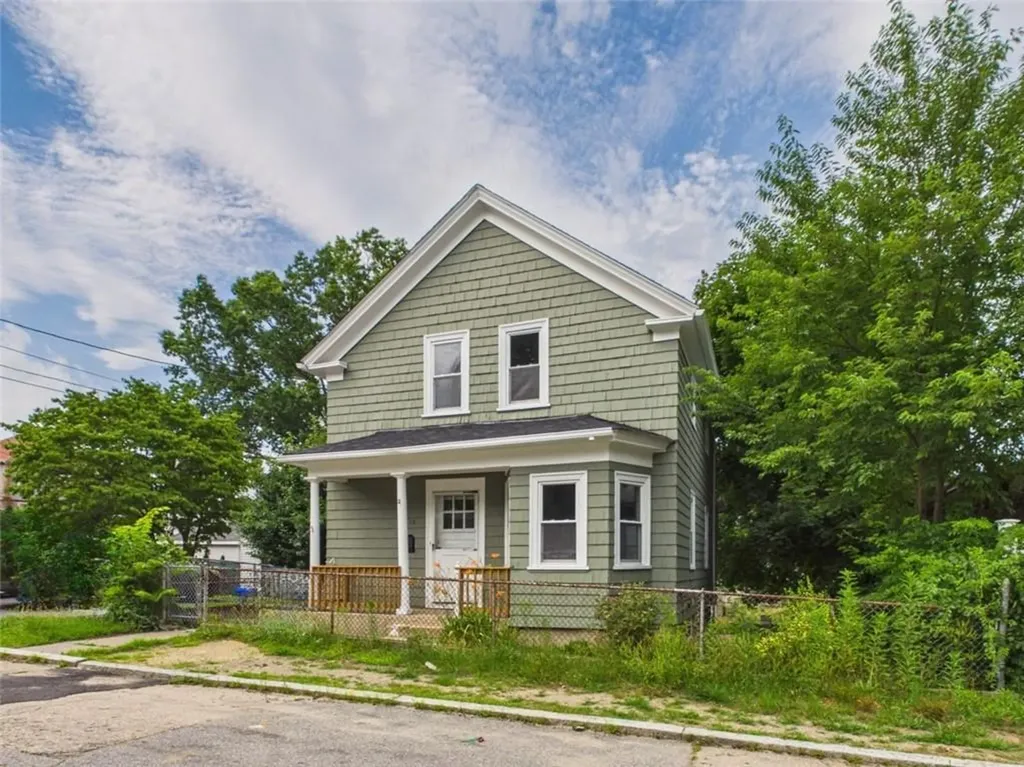 13 Clyde Street Providence RI 02908