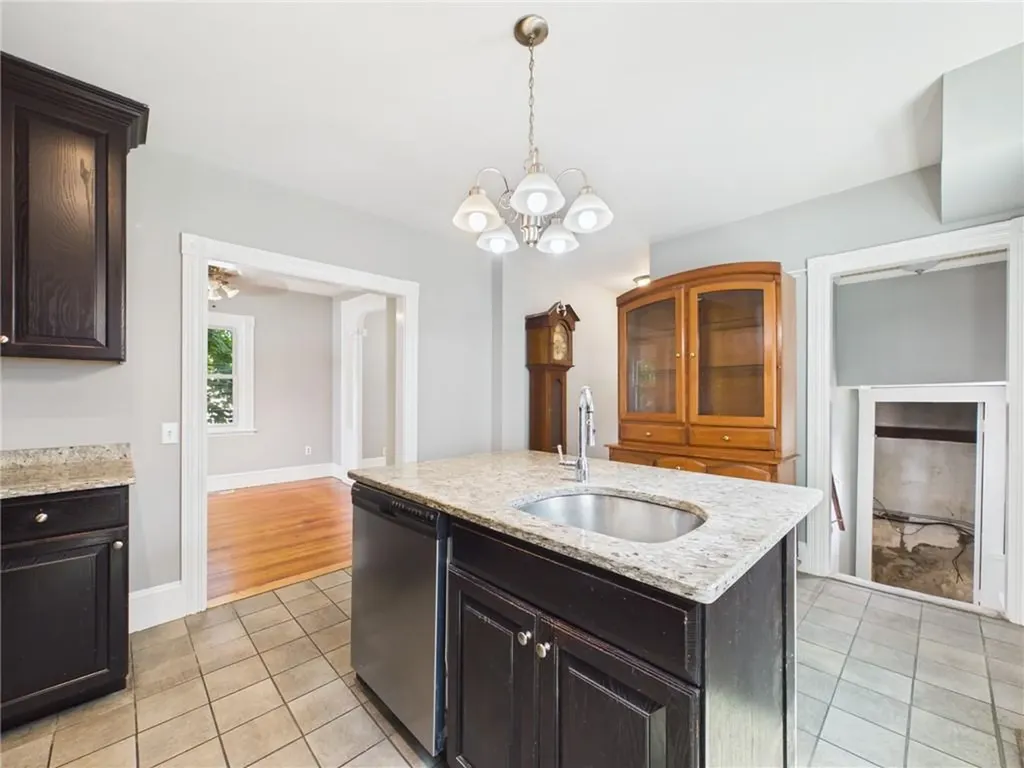 13 Clyde Street Providence RI 02908