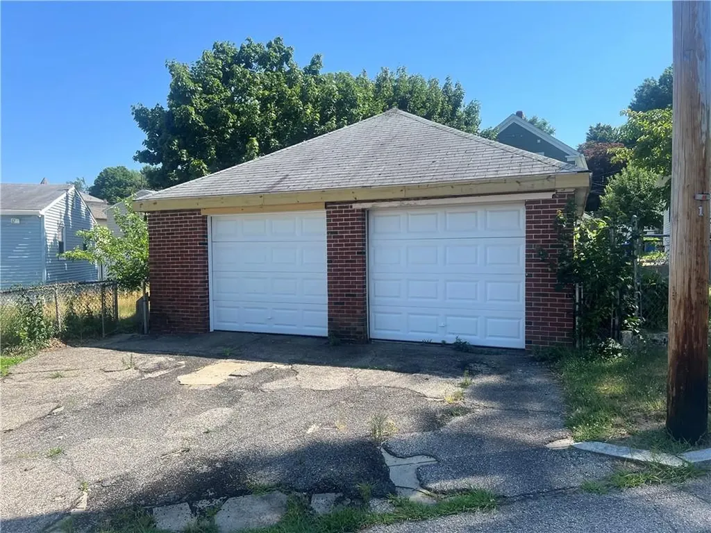 13 Clyde Street Providence RI 02908