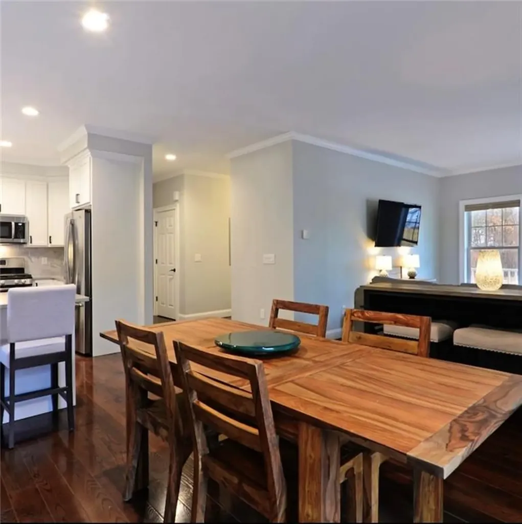 13 Arnold Avenue Jamestown RI 02835