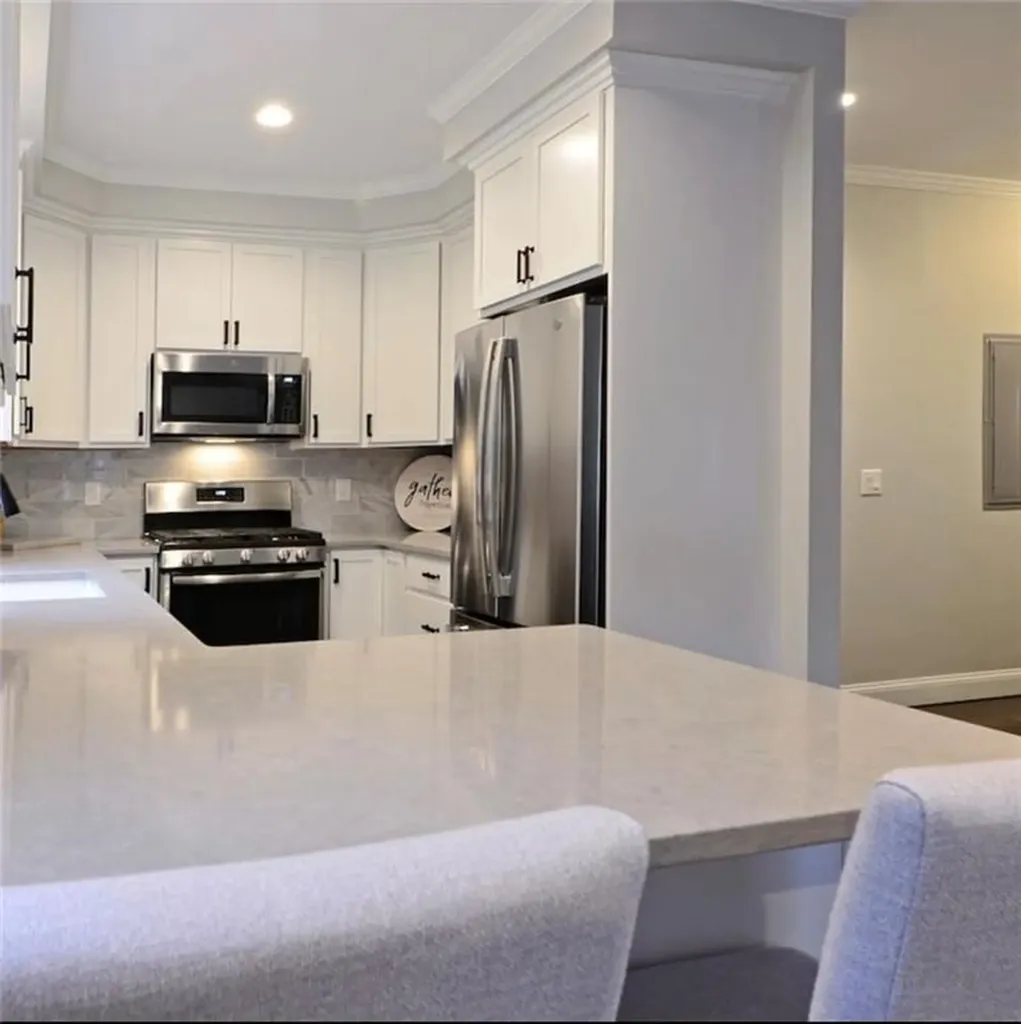 13 Arnold Avenue Jamestown RI 02835