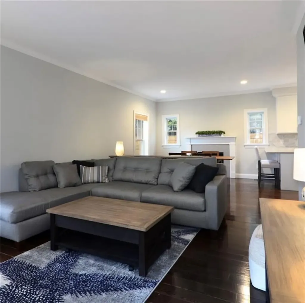 13 Arnold Avenue Jamestown RI 02835