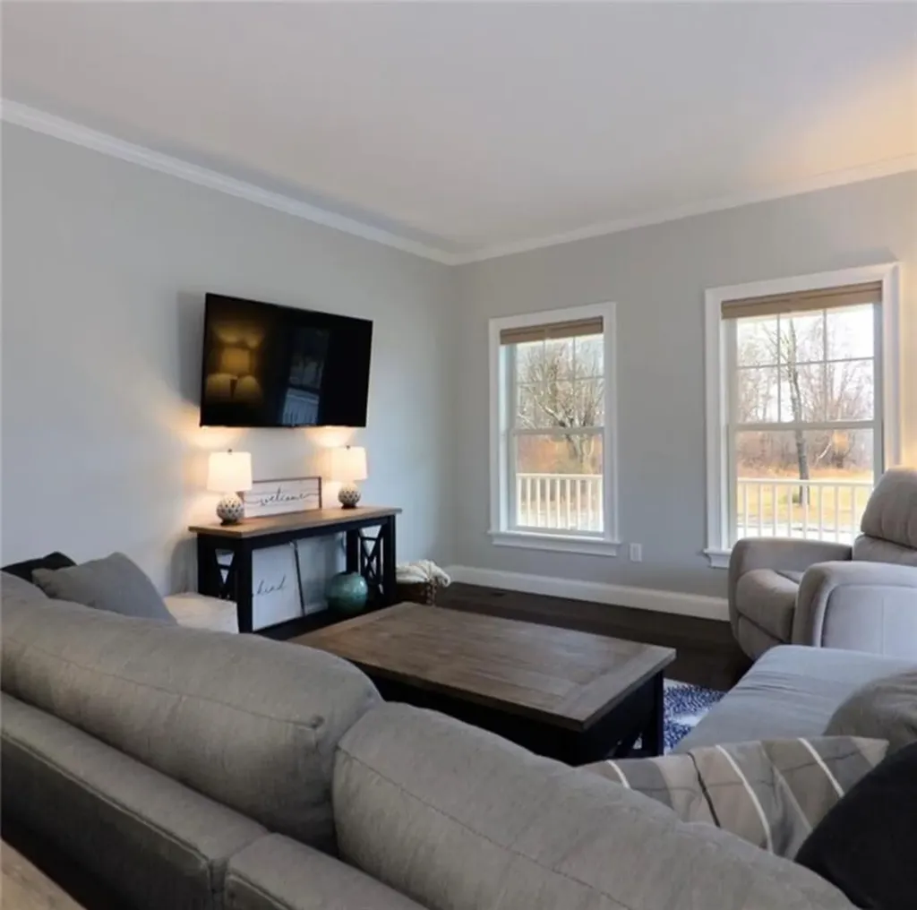 13 Arnold Avenue Jamestown RI 02835