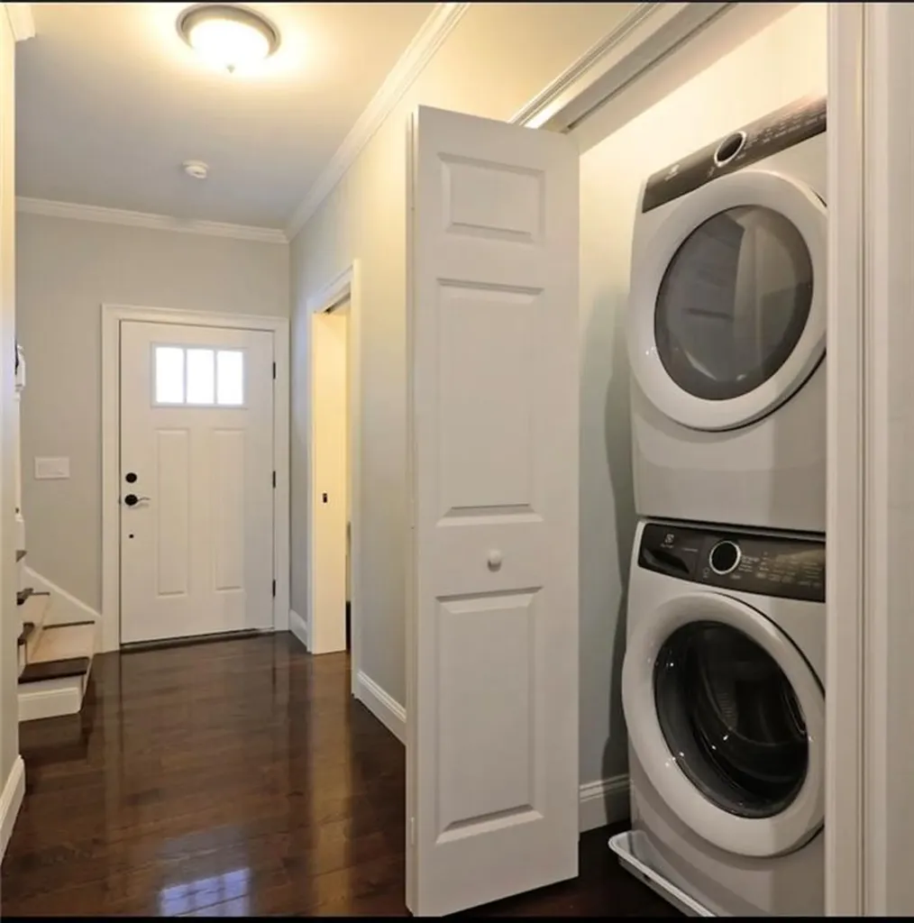 13 Arnold Avenue Jamestown RI 02835