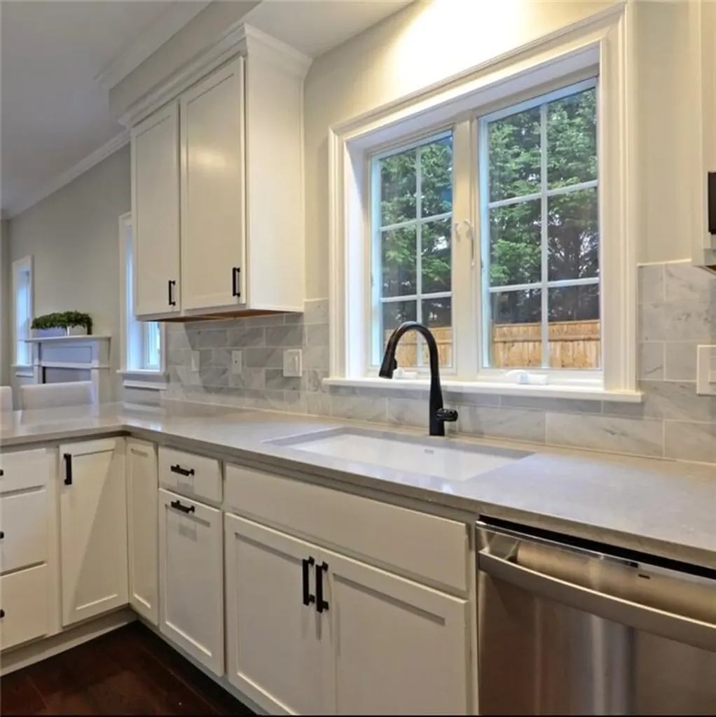 13 Arnold Avenue Jamestown RI 02835