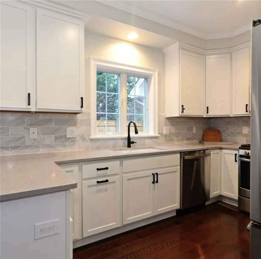 13 Arnold Avenue Jamestown RI 02835