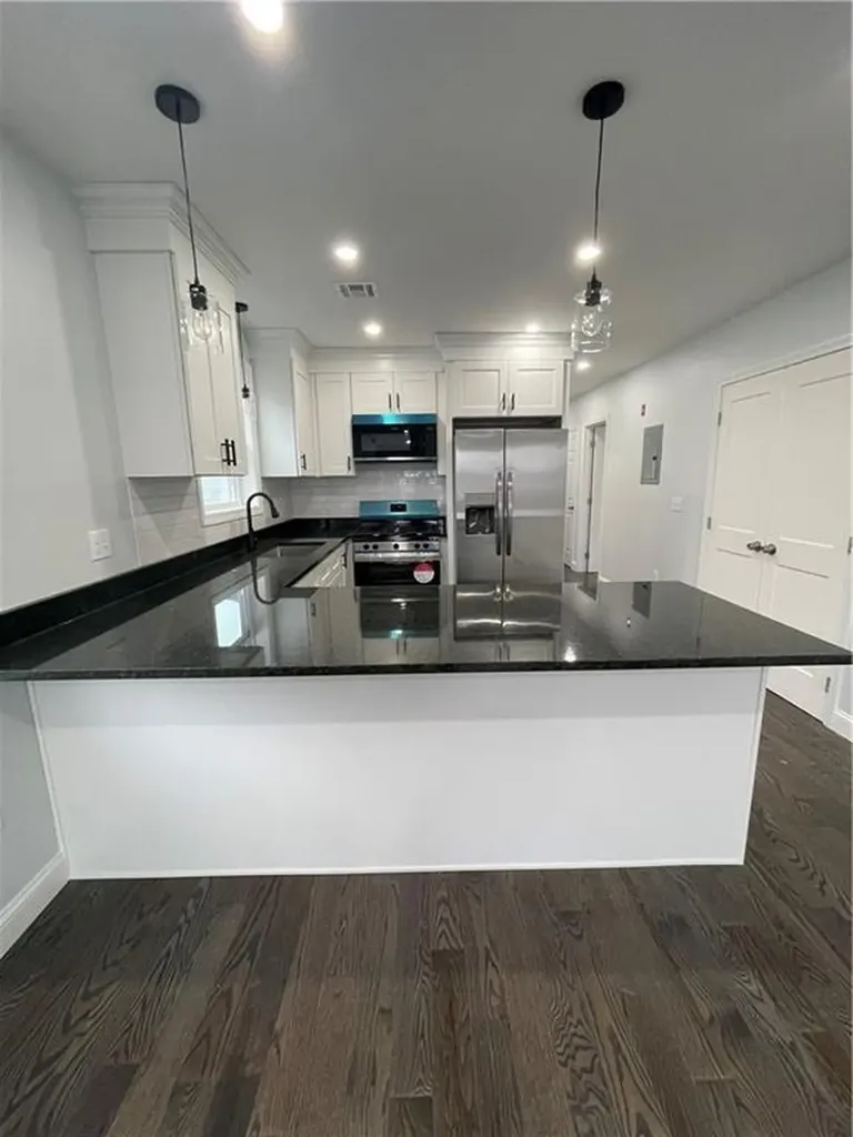 14 Sherwood Street Providence RI 02908