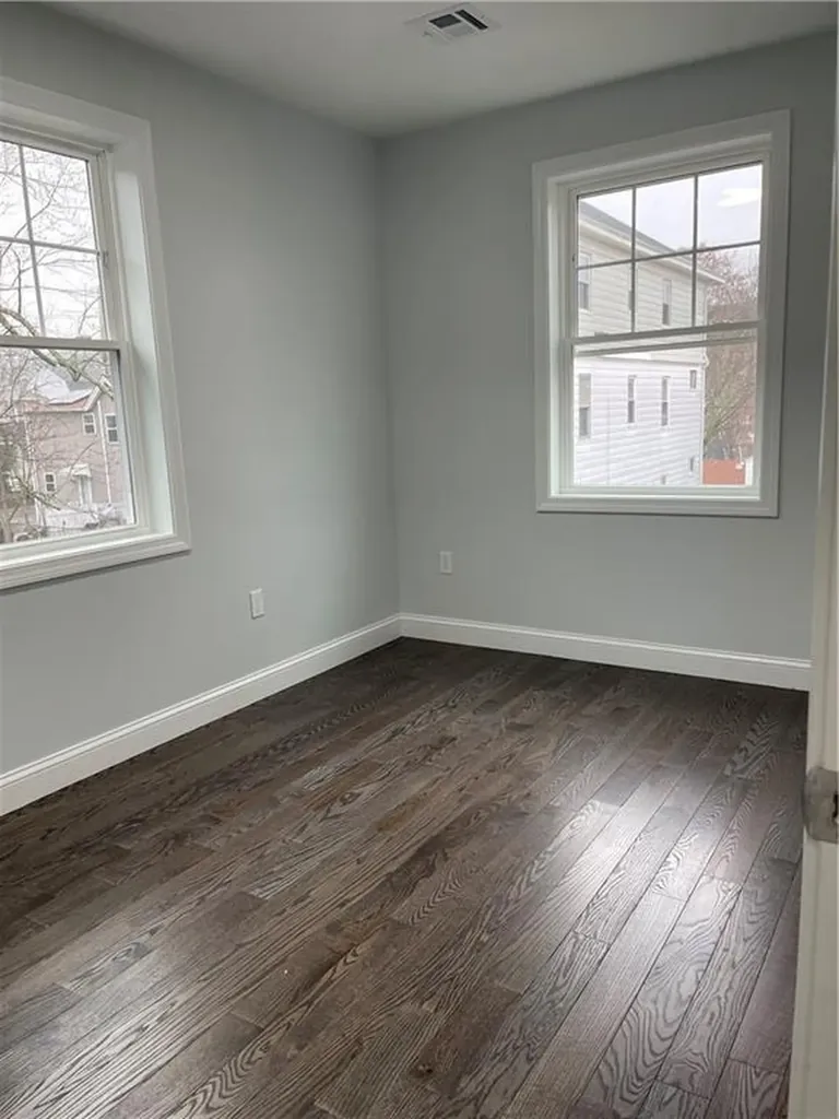 14 Sherwood Street Providence RI 02908