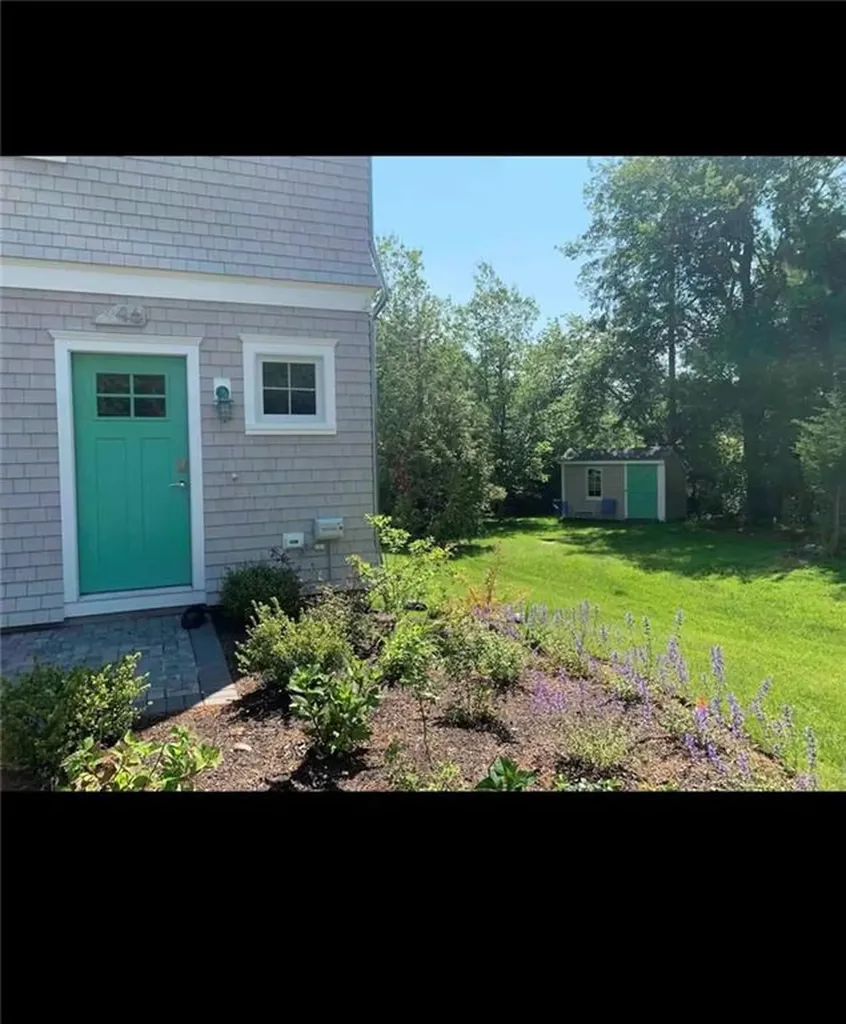 46 Ottawa Trail Narragansett RI 02882