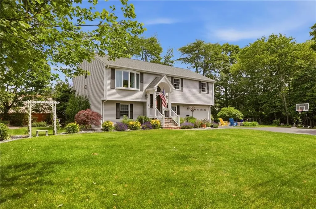 11 Carol Avenue Bristol RI 02809