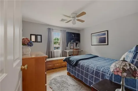 11 Carol Avenue Bristol RI 02809