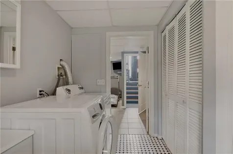 11 Carol Avenue Bristol RI 02809