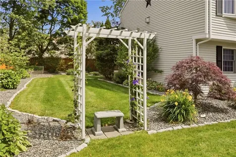 11 Carol Avenue Bristol RI 02809
