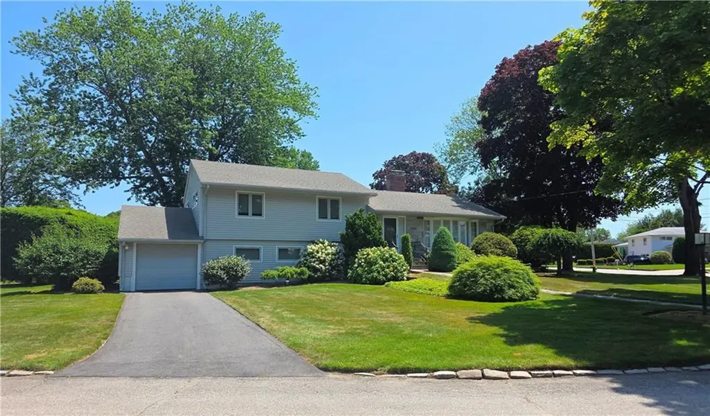 40 Russet Way Cranston RI 02920