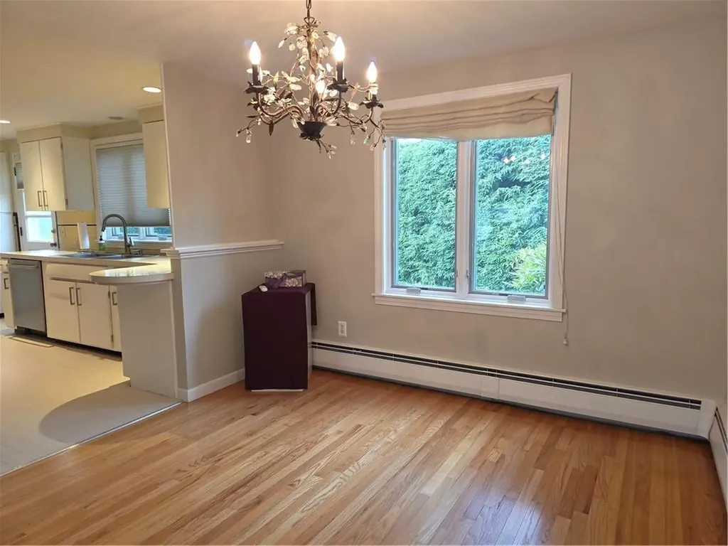 40 Russet Way Cranston RI 02920