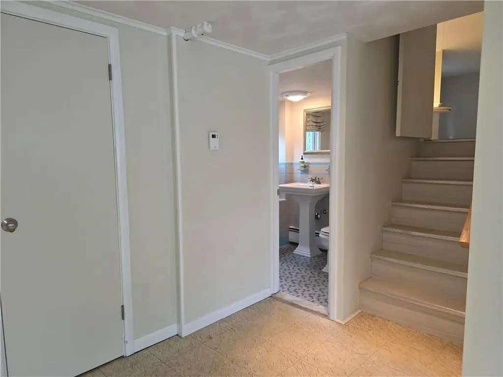 40 Russet Way Cranston RI 02920