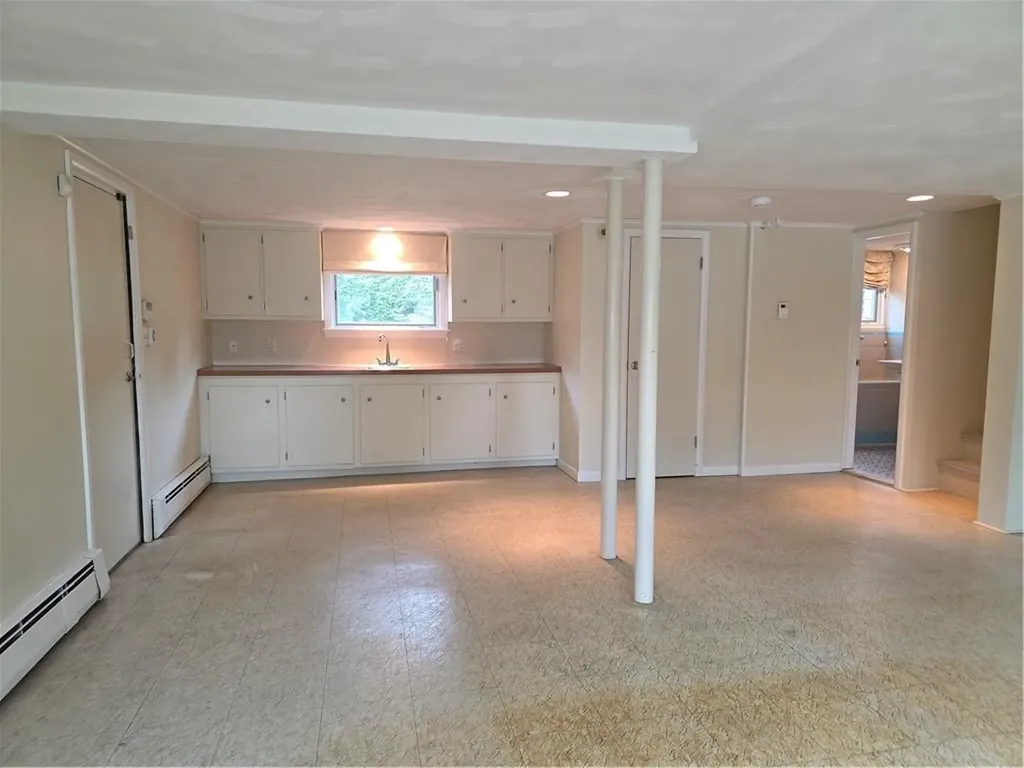 40 Russet Way Cranston RI 02920