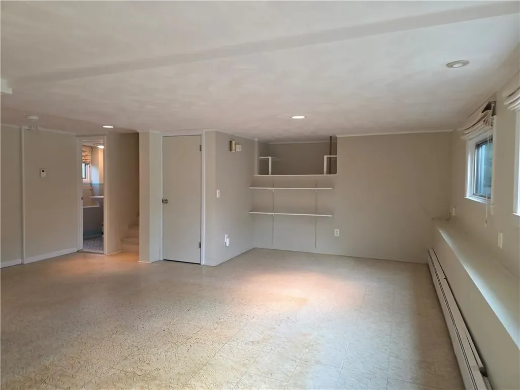 40 Russet Way Cranston RI 02920