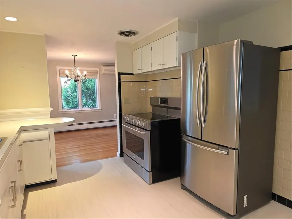 40 Russet Way Cranston RI 02920