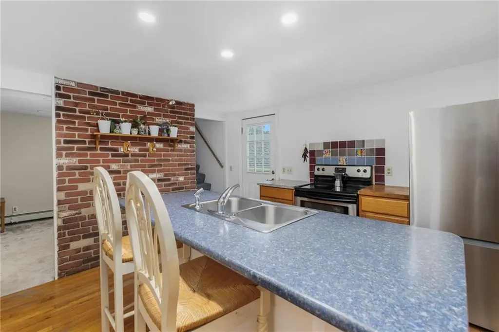 73 Beech Avenue Cranston RI 02910