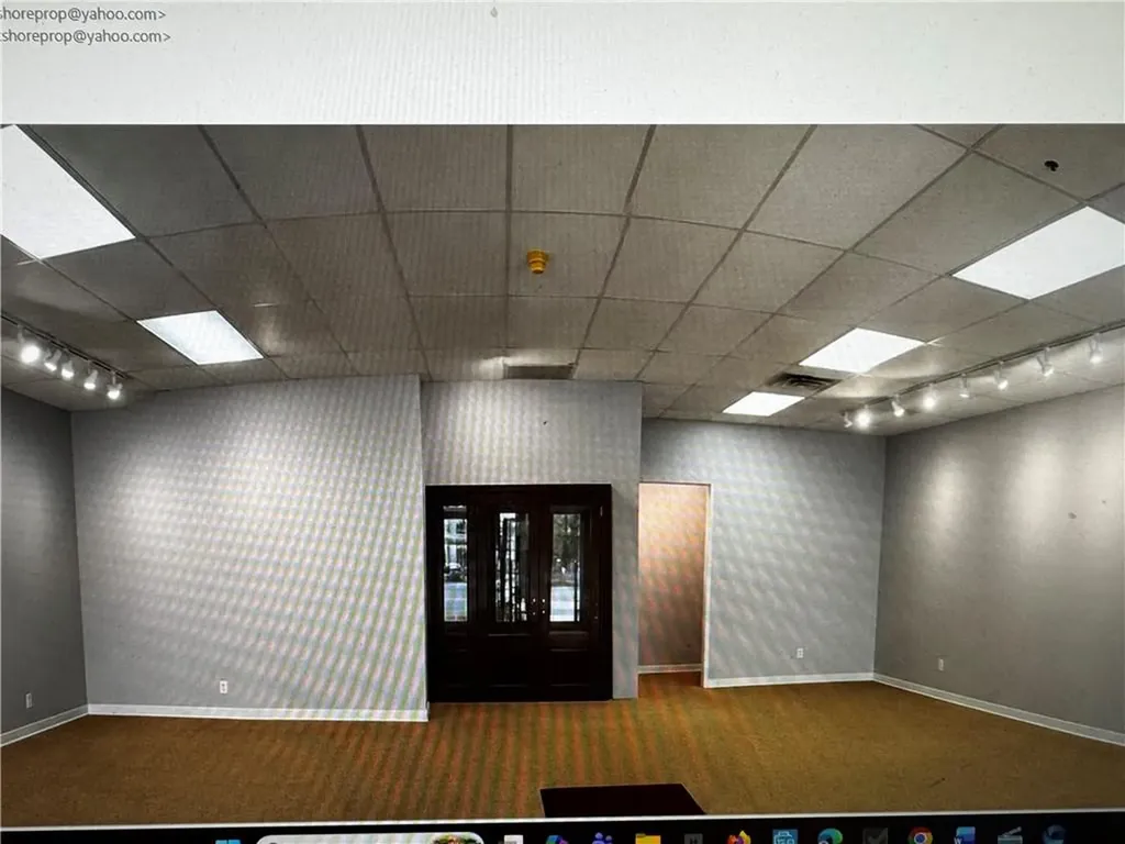 3030 East Main Road Portsmouth RI 02871
