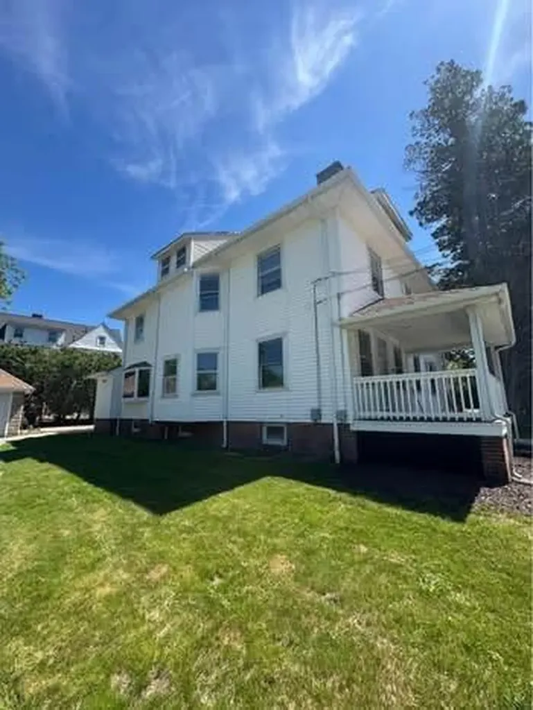 2249 Cranston Street Cranston RI 02920