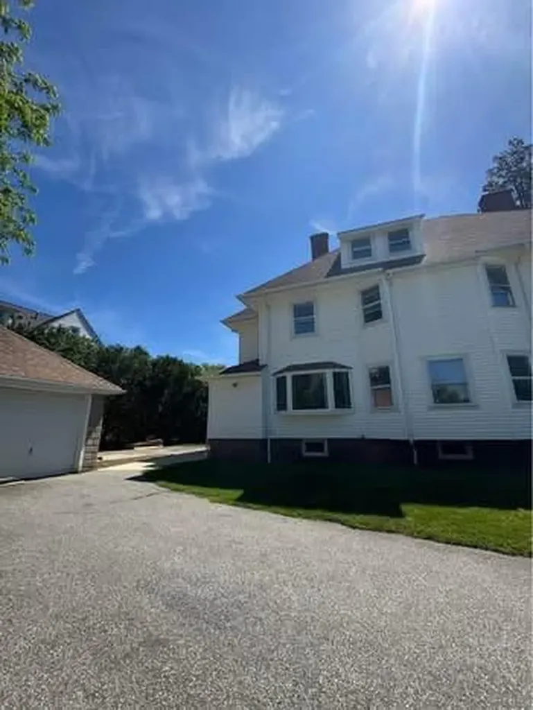 2249 Cranston Street Cranston RI 02920