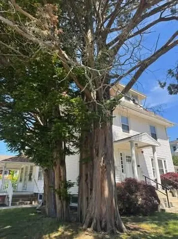 2249 Cranston Street Cranston RI 02920
