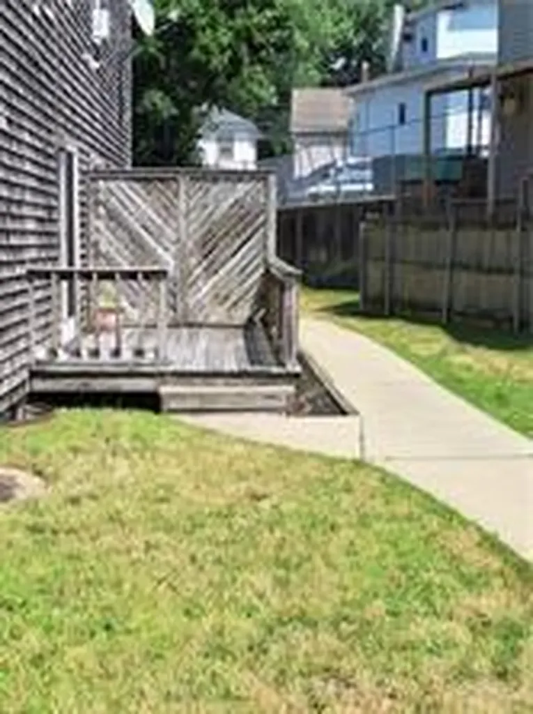 34 Manchester Street West Warwick RI 02893