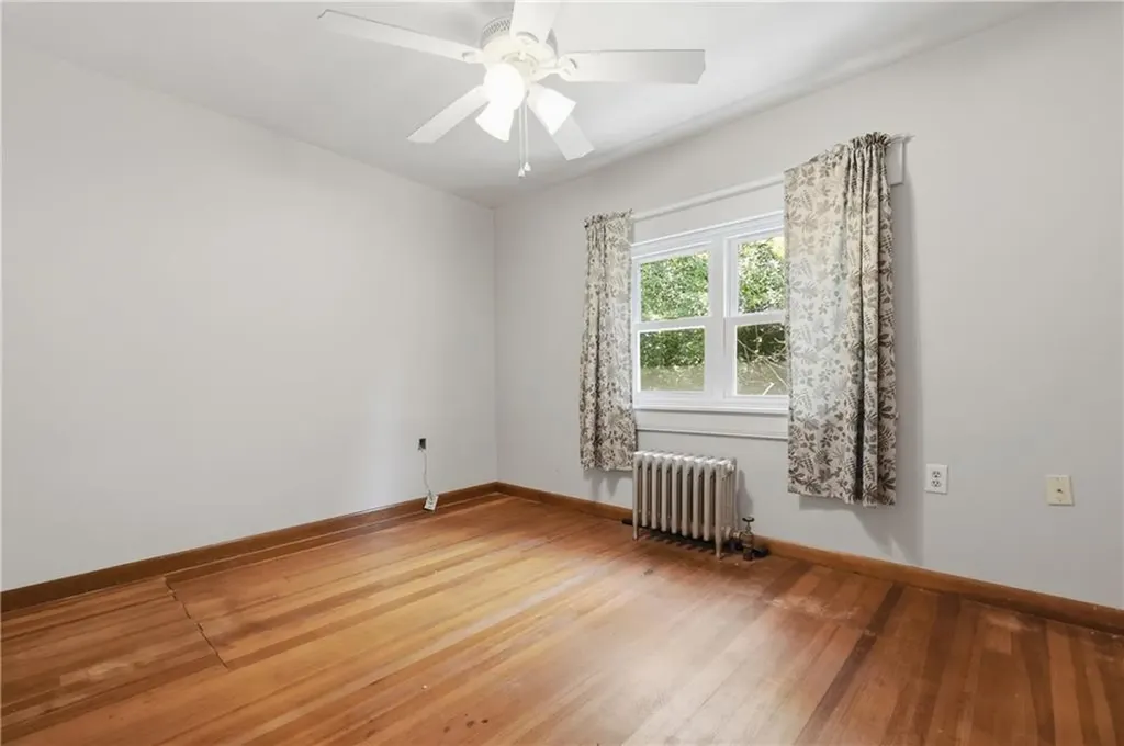 236 Becker Avenue East Providence RI 02915