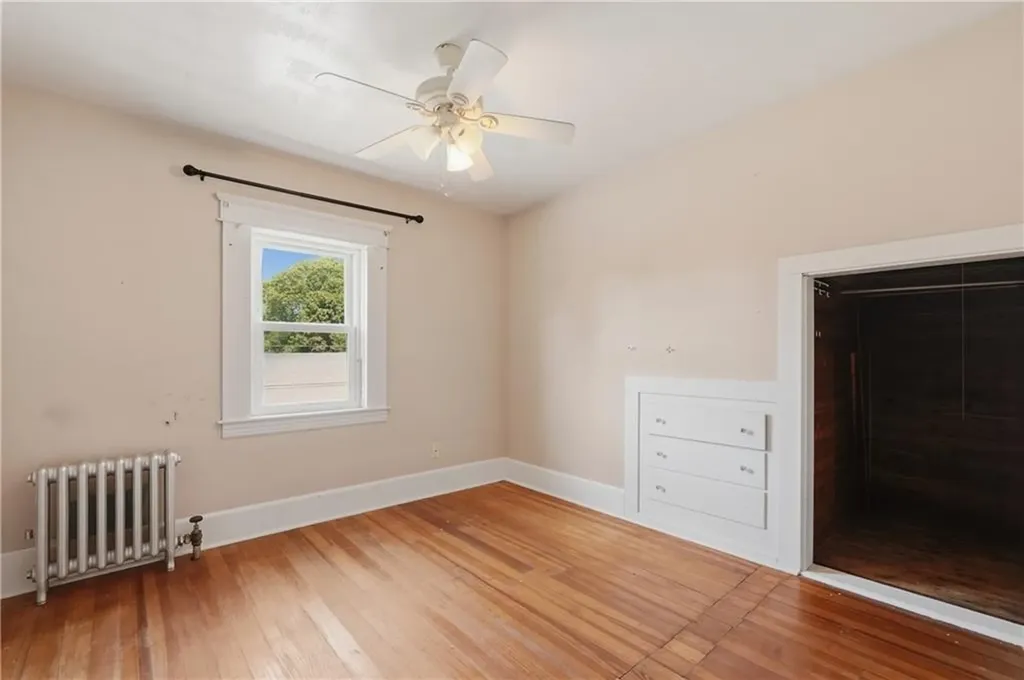 236 Becker Avenue East Providence RI 02915