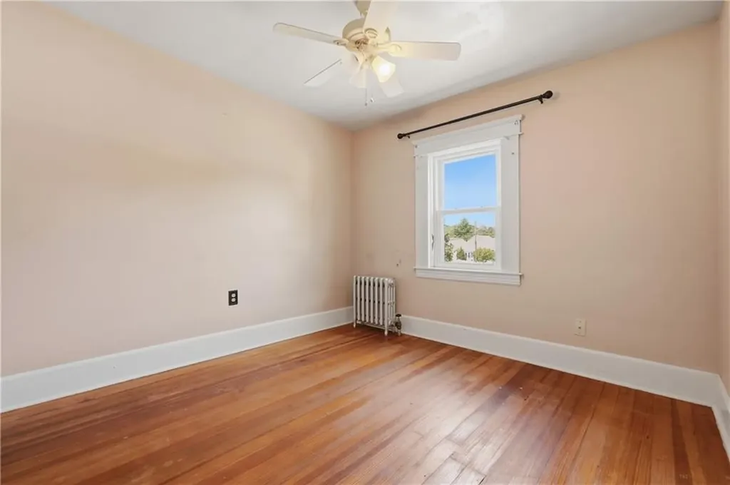 236 Becker Avenue East Providence RI 02915