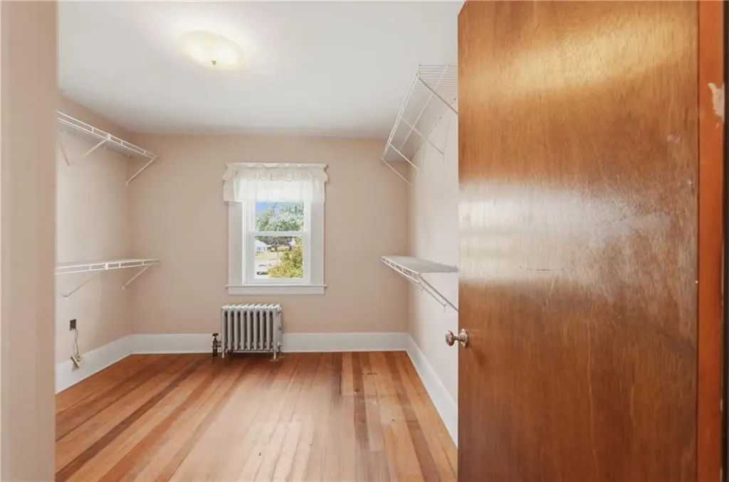 236 Becker Avenue East Providence RI 02915