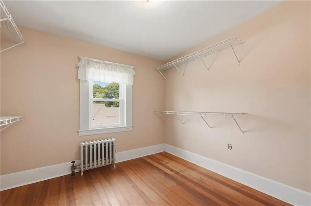236 Becker Avenue East Providence RI 02915