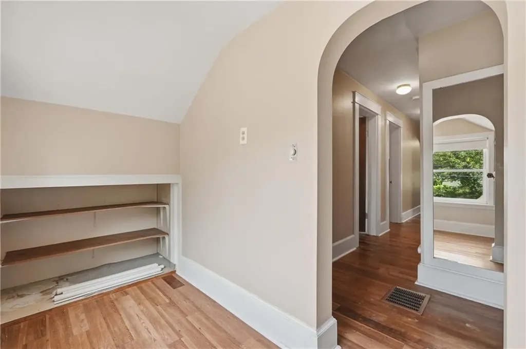 236 Becker Avenue East Providence RI 02915