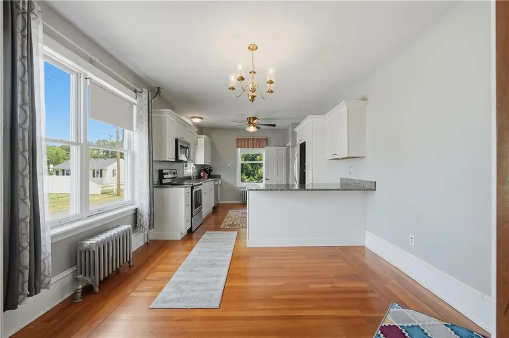 236 Becker Avenue East Providence RI 02915