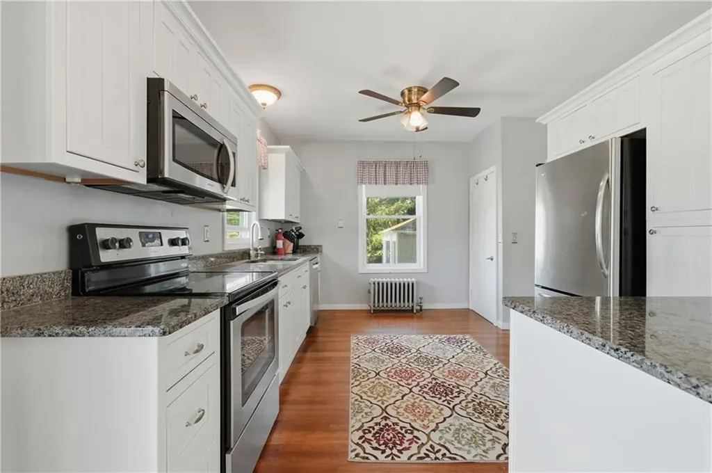 236 Becker Avenue East Providence RI 02915