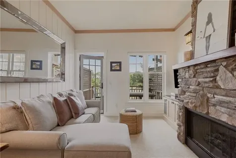 275 Depot Avenue Portsmouth RI 02871