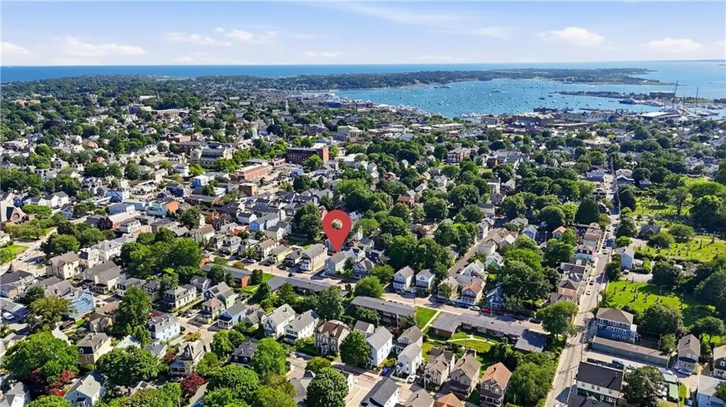 24 Pond Avenue Newport RI 02840